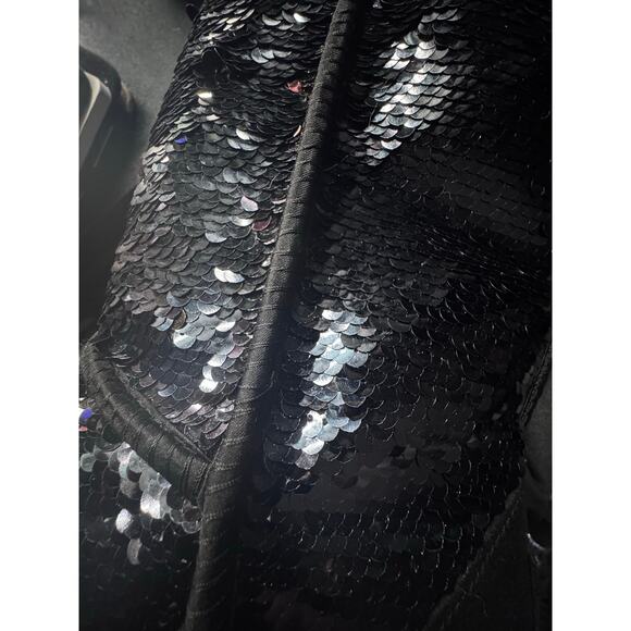 UGG Classic ankle black /iridescent rainbow flip Sequin boot in bling sz 7 nib - Picture 13 of 13